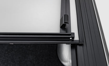 Access LOMAX Stance Hard Cvr 20+ Chevy/GMC FullSize 2500/3500 6ft 8in Bx(w/ or w/o MultiPro Tailgate