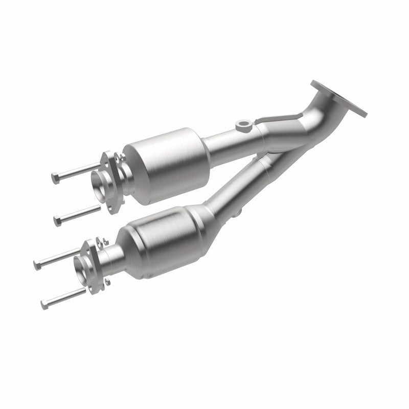 MagnaFlow Direct Fit Catalytic Converter 00-01 Cherokee 4L Front