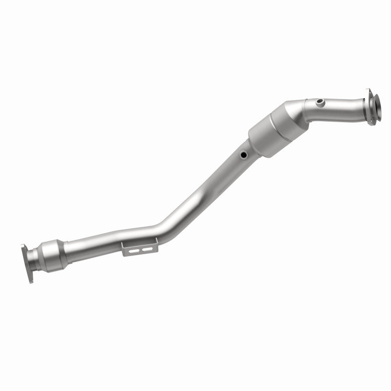MagnaFlow Direct Fit Catalytic Converter 04-06 VW Phaeton 4.2L Driver Side Front