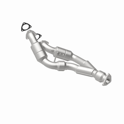 MagnaFlow Direct Fit Catalytic Converter 04-06 VW Touareg 3.2L