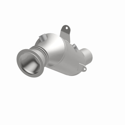 MagnaFlow Direct Fit Catalytic Converter 2015 BMW 640i/740i Underbody