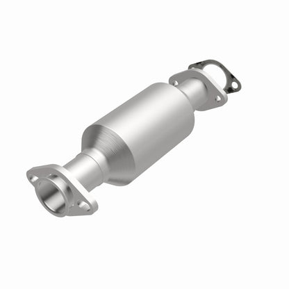 MagnaFlow Direct Fit Catalytic Converter California Grade 87-90 Mitsubishi Van 2.4L