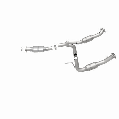 MagnaFlow Direct Fit Catalytic Converter 02-04 Explorer 4.6L