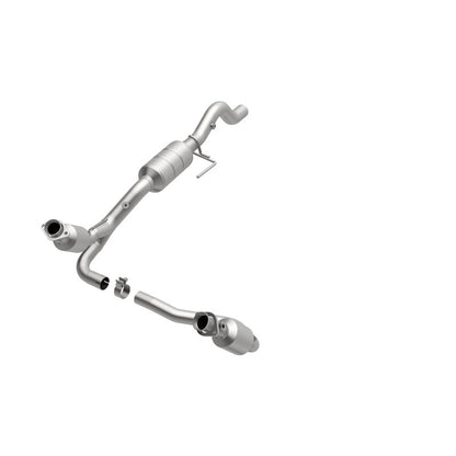 MagnaFlow Direct Fit Catalytic Converter 00-03 Durango 4WD 5.9L