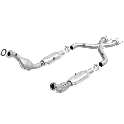 MagnaFlow Direct Fit Catalytic Converter 99-01 Ford Mustang 4.6L