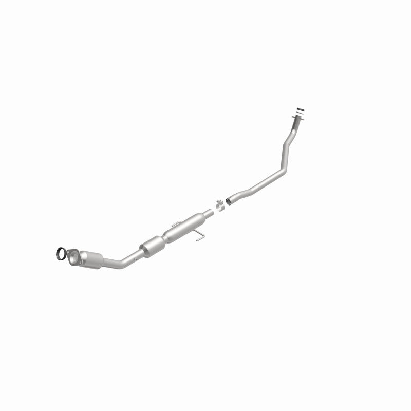 MagnaFlow Direct Fit Catalytic Converter 14-15 Toyota Corolla 1.8L