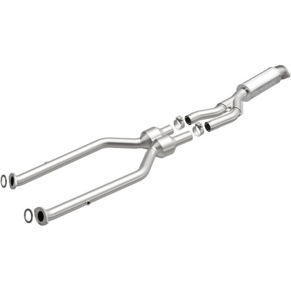 MagnaFlow Direct Fit Catalytic Converter 08-10 Lexus IS-F 5.0L