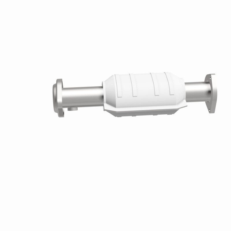 MagnaFlow Direct Fit Catalytic Converter 00-01 Cherokee Rear 4.0L