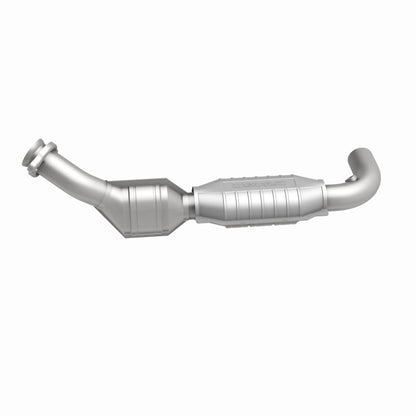 MagnaFlow Direct Fit Catalytic Converter 97-98 Ford Trucks 4.2L