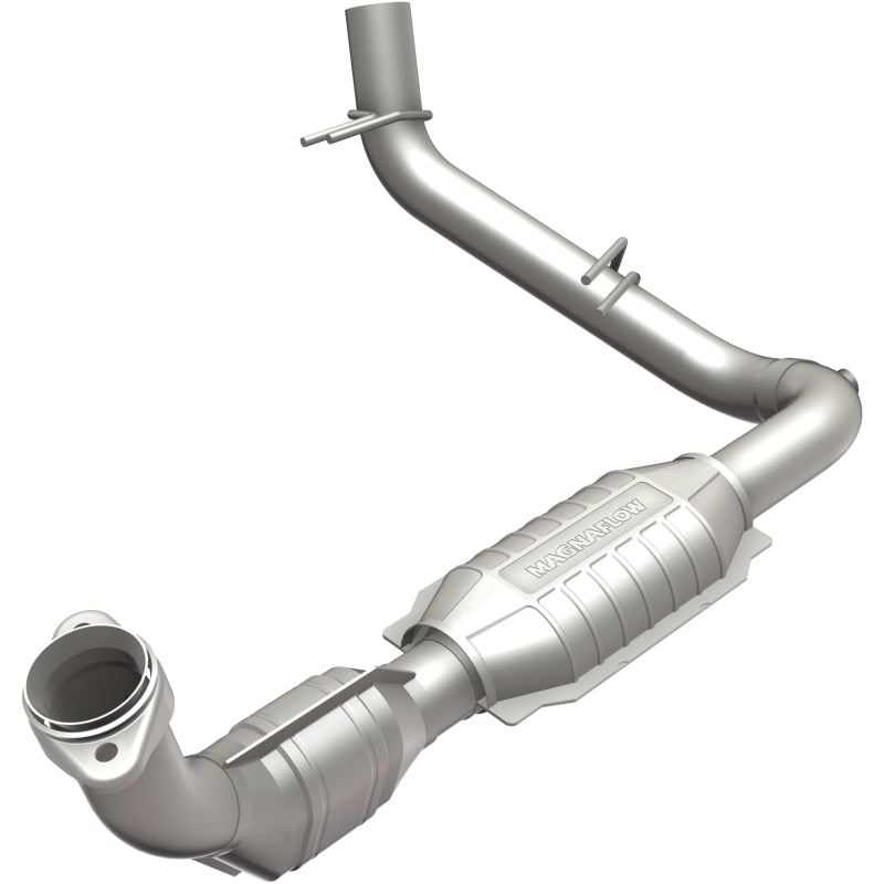 MagnaFlow Direct Fit Catalytic Converter 97-98 Ford Trucks 5.4L