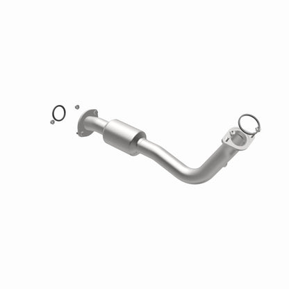 MagnaFlow Direct Fit Catalytic Converter 13-15 RAV4 2.5 Underbody