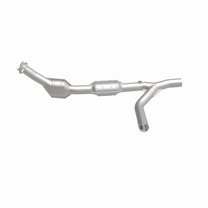 MagnaFlow Direct Fit Catalytic Converter 97-00 Ford Vans 4.2L