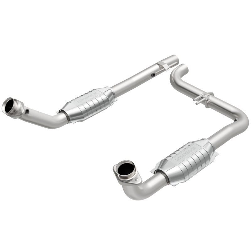 MagnaFlow Direct Fit Catalytic Conv 16-18 Kia Sorento OEM Grade Federal / EPA Compliant UnderBody