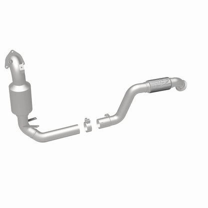 MagnaFlow Direct Fit Catalytic Converter 2014-2017 CLA250 L4 2 OEM Underbody