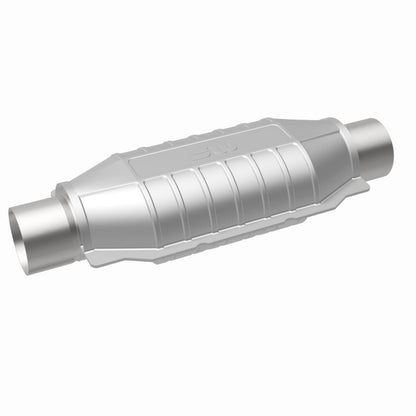MagnaFlow Universal Catalytic Converter 2.25in Inlet/Outlet Center/Center Oval Rear (California)
