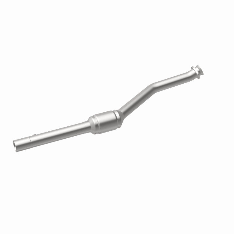 MagnaFlow Direct Fit Catalytic Converter 99-00 BMW 540i 4.4L DS Rear