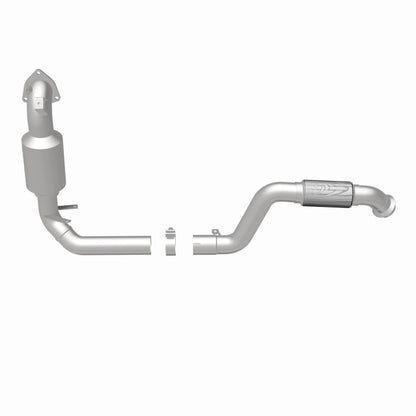 MagnaFlow Direct Fit Catalytic Converter 2014-2017 CLA250 L4 2 OEM Underbody