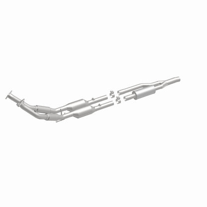 MagnaFlow Direct Fit Catalytic Converter 06- Audi A3 Quattro 3.2L