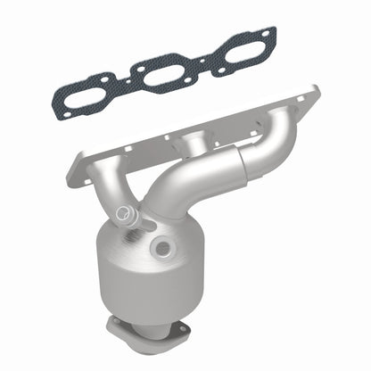 MagnaFlow Direct Fit Catalytic Converter 00-01 Mazda MPV 2.5L Manifold