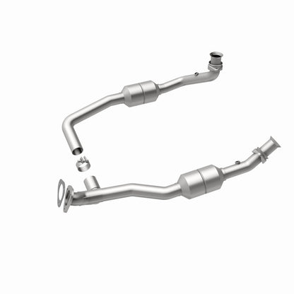 MagnaFlow Direct Fit Catalytic Converter 2002 Ford E-Series Vans 5.4L
