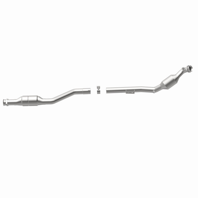 MagnaFlow Direct Fit Catalytic Converter 01-02 Mercedes E430 4.3L Driver Side CA
