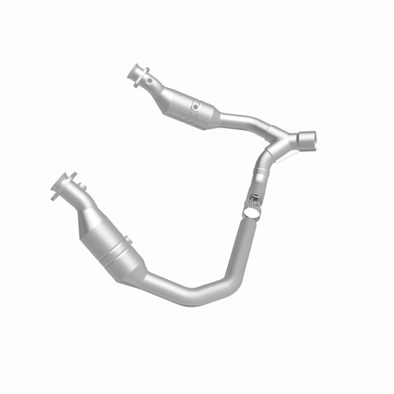MagnaFlow Direct Fit Catalytic Converter 06-07 Ram 1500 4.7L Underbody