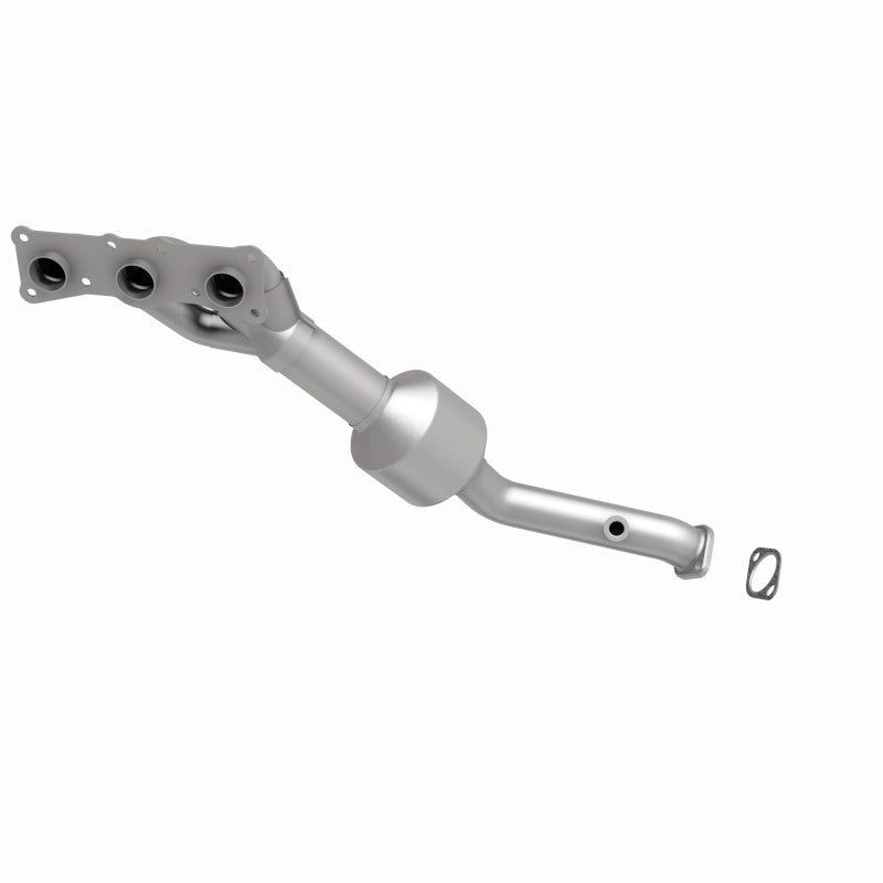 MagnaFlow Direct Fit Catalytic Converter BMW 5 06-07 Front OEM