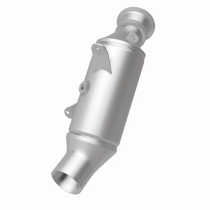 MagnaFlow Direct Fit Catalytic Converter 2015 BMW 640i/740i Underbody