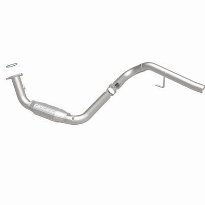 MagnaFlow Direct Fit Catalytic Conv 02-06 Cadillac Escalade / 02-06 GM Yukon (Inc Denali) 6.0L D/S