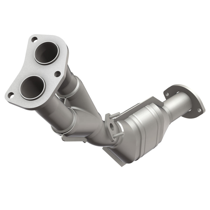 MagnaFlow Direct Fit Catalytic Converter 01-04 Tacoma 2.7L front 49S