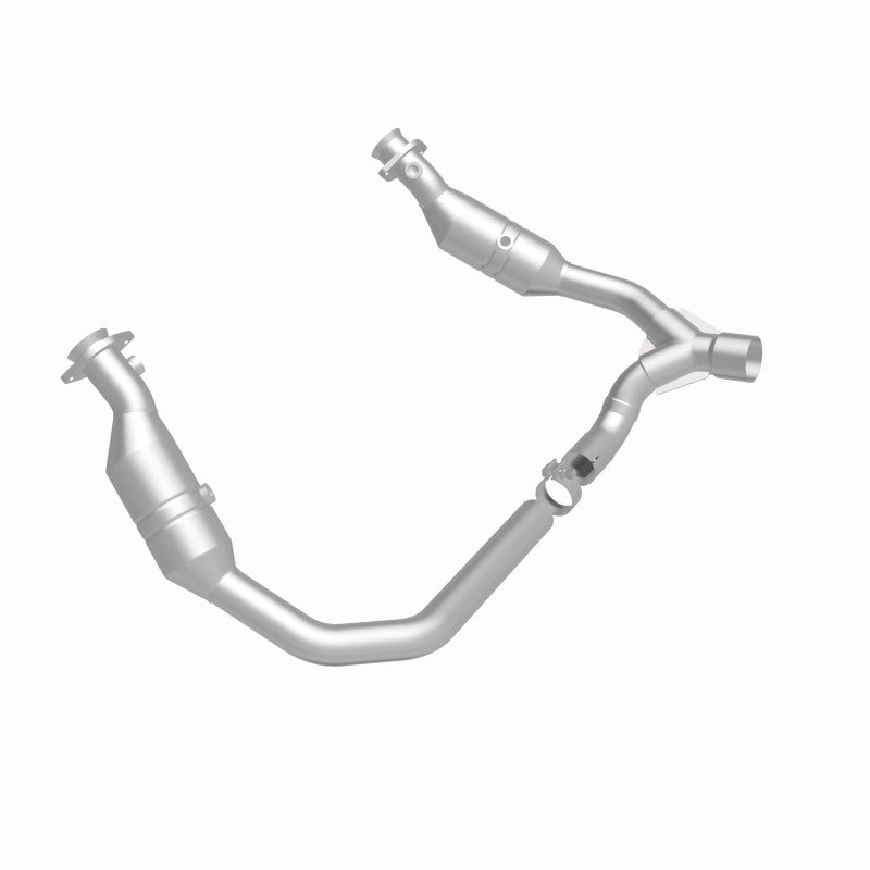 MagnaFlow Direct Fit Catalytic Converter 06-07 Ram 1500 4.7L Underbody