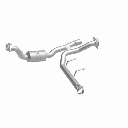 MagnaFlow Direct Fit Catalytic Converter 2017 F-150 3.5 OEM Underbody