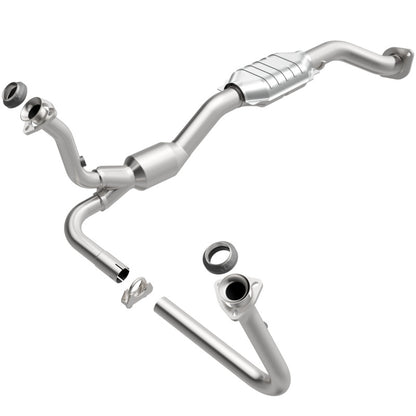 MagnaFlow Direct Fit Catalytic Converter 01-05 Chevy Blazer 4.3L 4WD