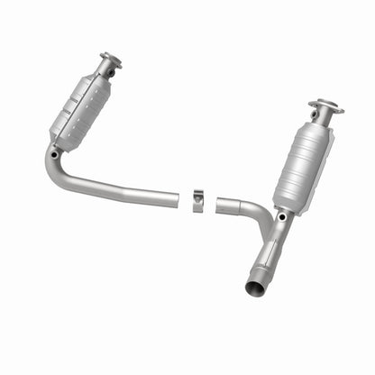 MagnaFlow 06 Mitsubishi Raider Direct Fit Catalytic Converter (California)