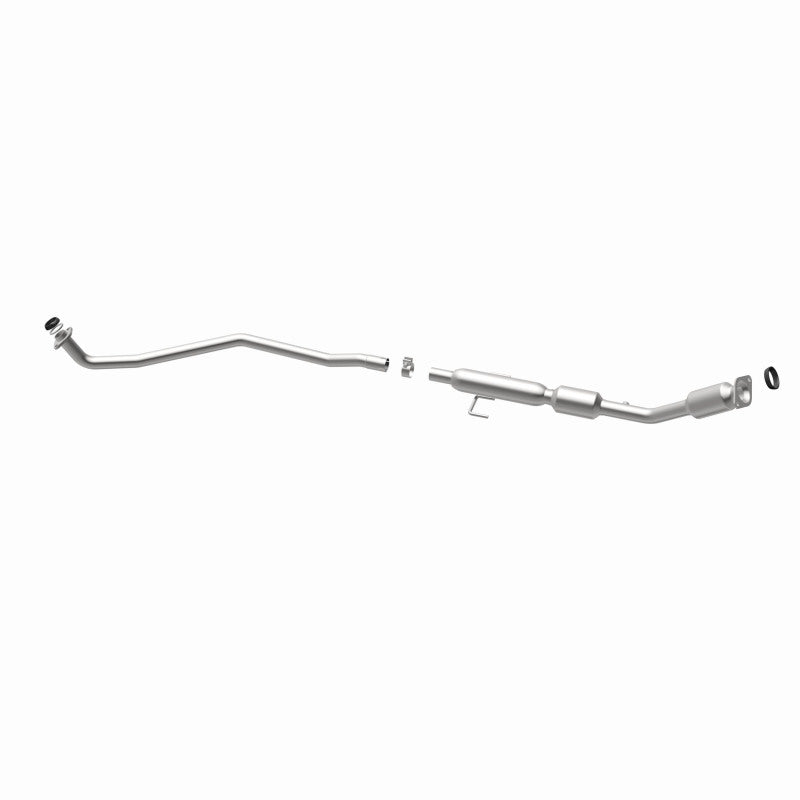 MagnaFlow Direct Fit Catalytic Converter 14-15 Toyota Corolla 1.8L