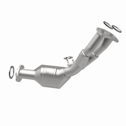 MagnaFlow Direct Fit Catalytic Converter 01-04 Tacoma 2.7L front 49S