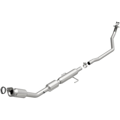 MagnaFlow Direct Fit Catalytic Converter 14-15 Toyota Corolla 1.8L