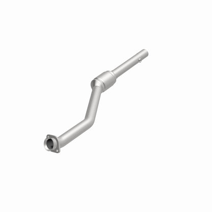 MagnaFlow Direct Fit Catalytic Converter 99-00 BMW 540i 4.4L DS Rear