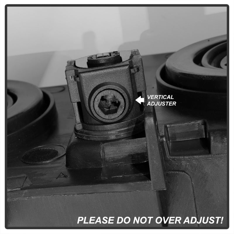 xTune Chevy Silverado 2500HD 03-06 Crystal Headlights w/ Bumper Lights Chrome HD-JH-CSIL03-AM-C-SET