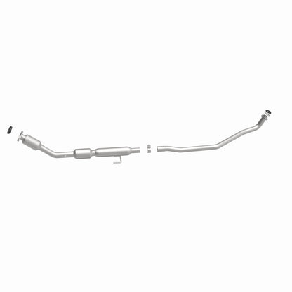MagnaFlow Direct Fit Catalytic Converter 14-15 Toyota Corolla 1.8L