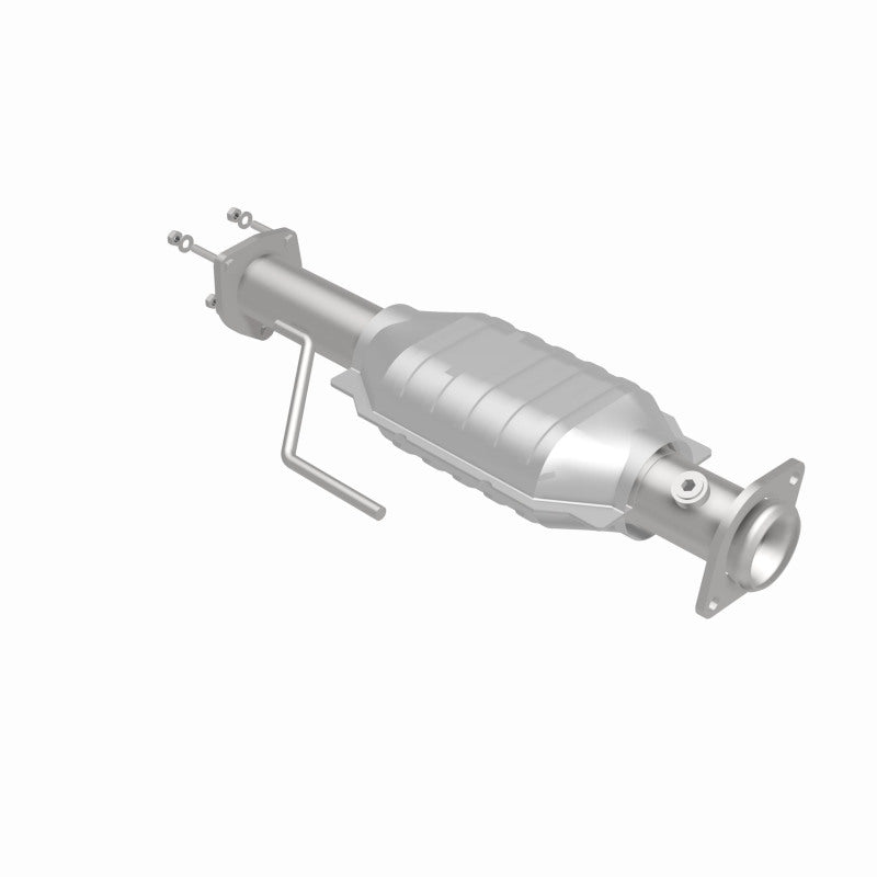 MagnaFlow Direct Fit Catalytic Converter 00-04 Jeep Wrangler Rear