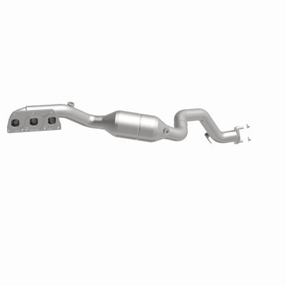 MagnaFlow Direct Fit Catalytic Converter 05-09 Audi A8 6.0L