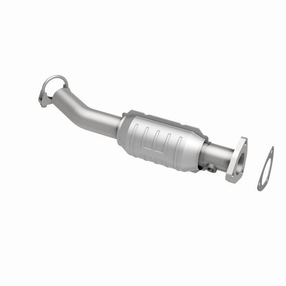 MagnaFlow Direct Fit Catalytic Converter 04-05 Suzuki Forenza 2.0L