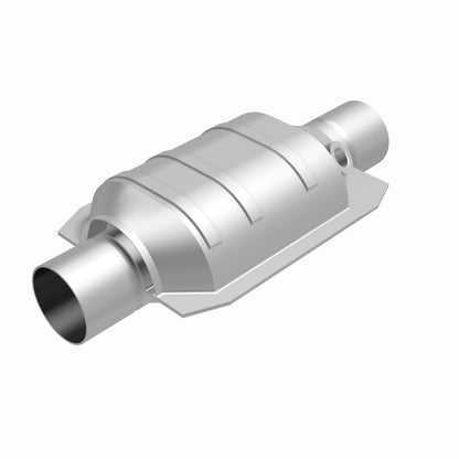 MagnaFlow Universal Catalytic Converter 2.25 Rear with O2