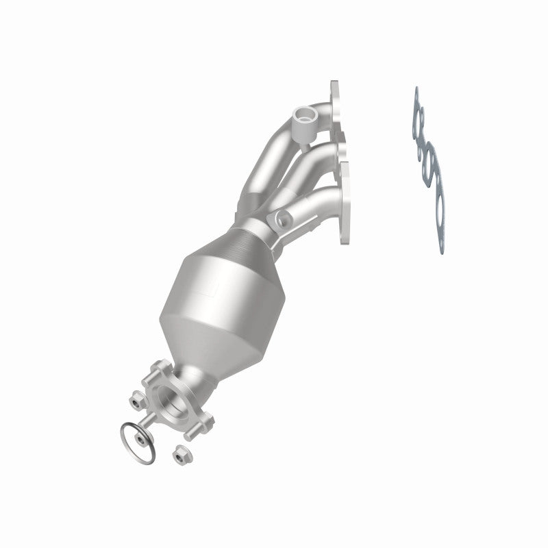 MagnaFlow Direct Fit Catalytic Converter 01-04 Nissan Frontier Driver Side Manifold