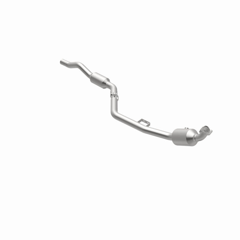 MagnaFlow Direct Fit Catalytic Converter 07-09 Mercedes E350 3.5L