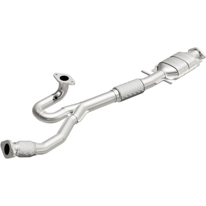 MagnaFlow Direct Fit Catalytic Converter 10-14 LaCrosse 3.0/3.6L