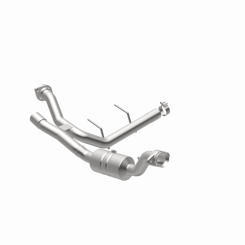 MagnaFlow Direct Fit Catalytic Converter 2017 F-150 3.5 OEM Underbody