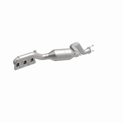 MagnaFlow Direct Fit Catalytic Converter 05-09 Audi A8 6.0L