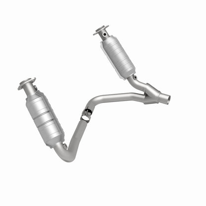 MagnaFlow 06 Mitsubishi Raider Direct Fit Catalytic Converter (California)